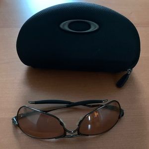 Oakley Photo-chromatic sunglasses- unisex